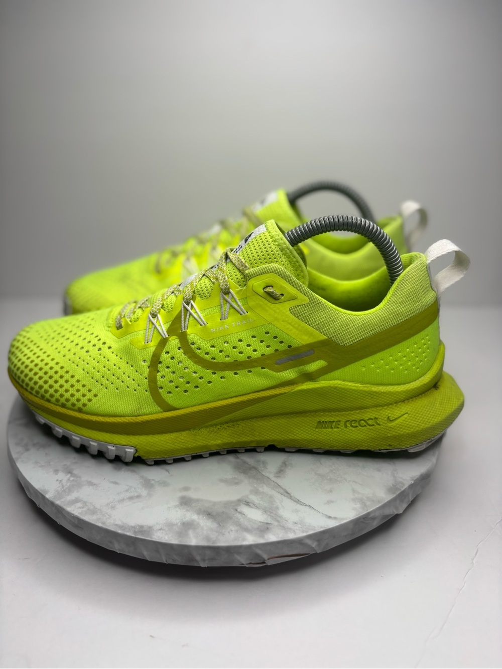 Size 9 - Nike React Pegasus Trail 4 Volt Bright Cactus W